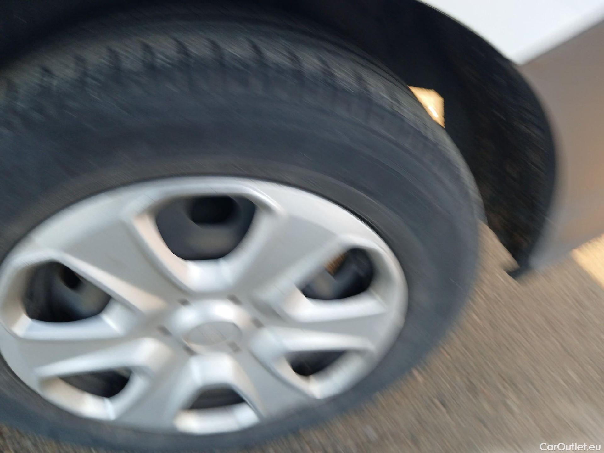  Ford  Transit FORD  Courier/2014/4P/furgón der.turis Van 1.5 TDCi 75kW Trend #39