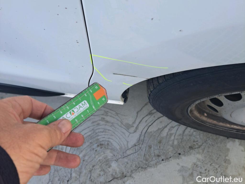  Citroen  Jumpy CITROEN  / 2016 / 4P / furgón Talla M BlueHDi 85KW (115CV) 6v Confort #68