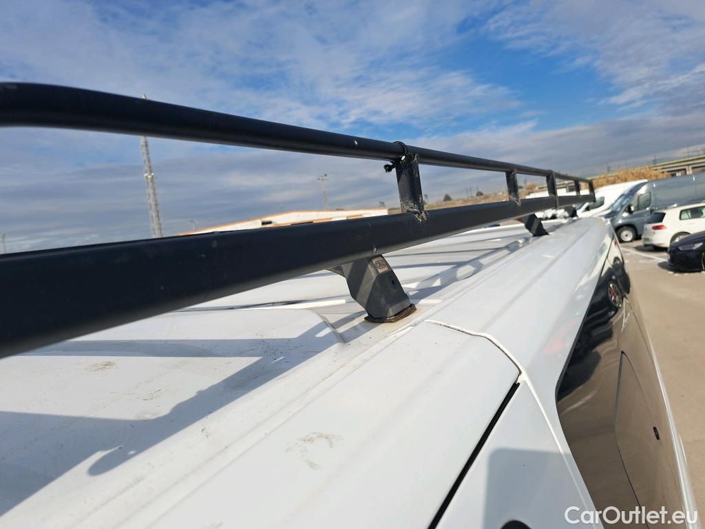  Ford  Transit FORD  Custom / 2012 / 4P / combi Kombi 2.0 TDCI 96kW 340 L2 Trend #9