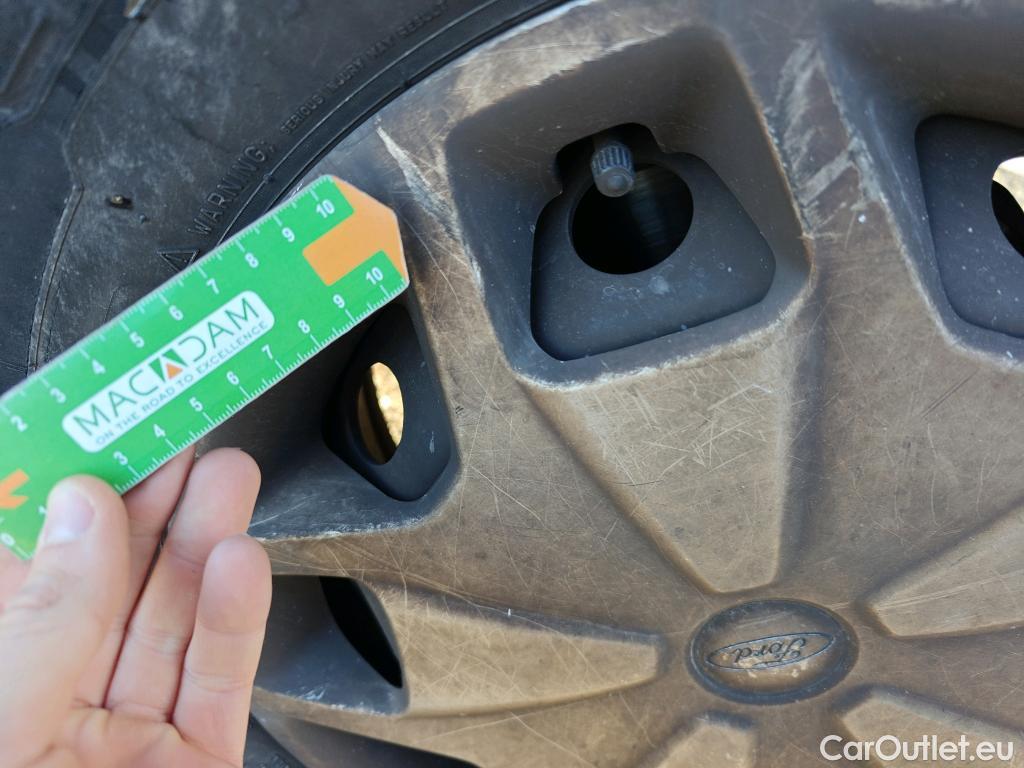  Ford  Transit FORD  / 2013 / 4P / furgón 350 96kW L3H2 Van Trend FWD MHEV #98