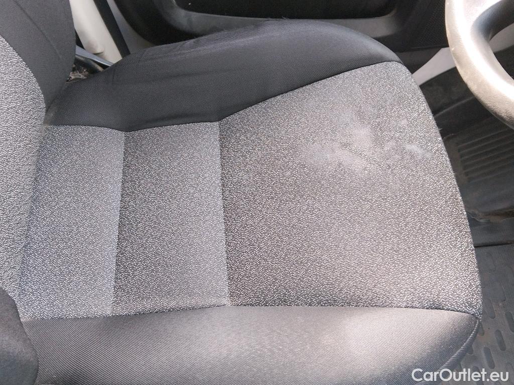  Fiat  Ducato FIAT  / 2014 / 4P / furgón 30 L1 H1 2.3 1 (88 kW) Euro 6d-temp #33