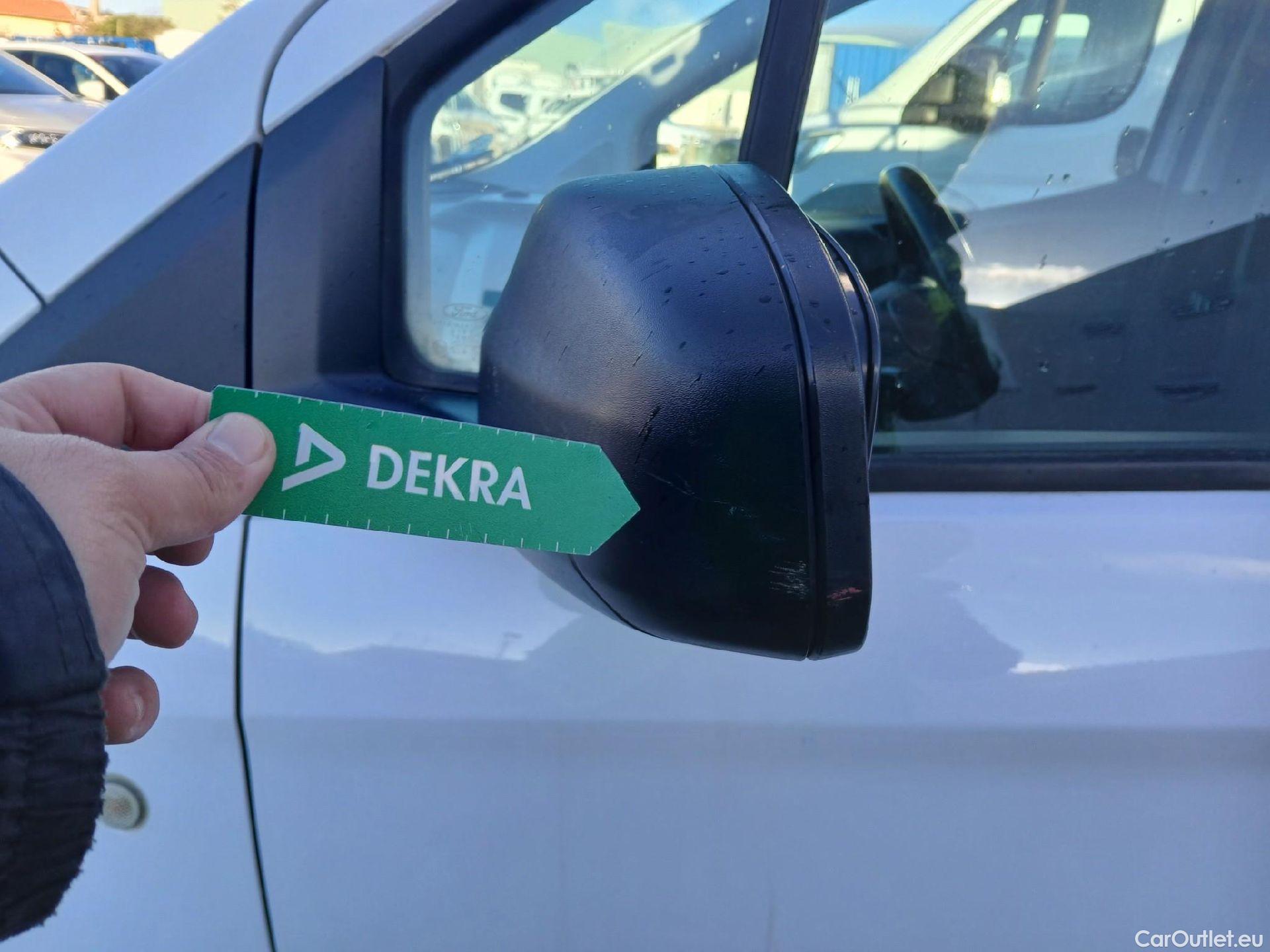  Ford  Transit FORD  Courier/2014/4P/furgón der.turis Van 1.5 TDCi 75kW Trend #31