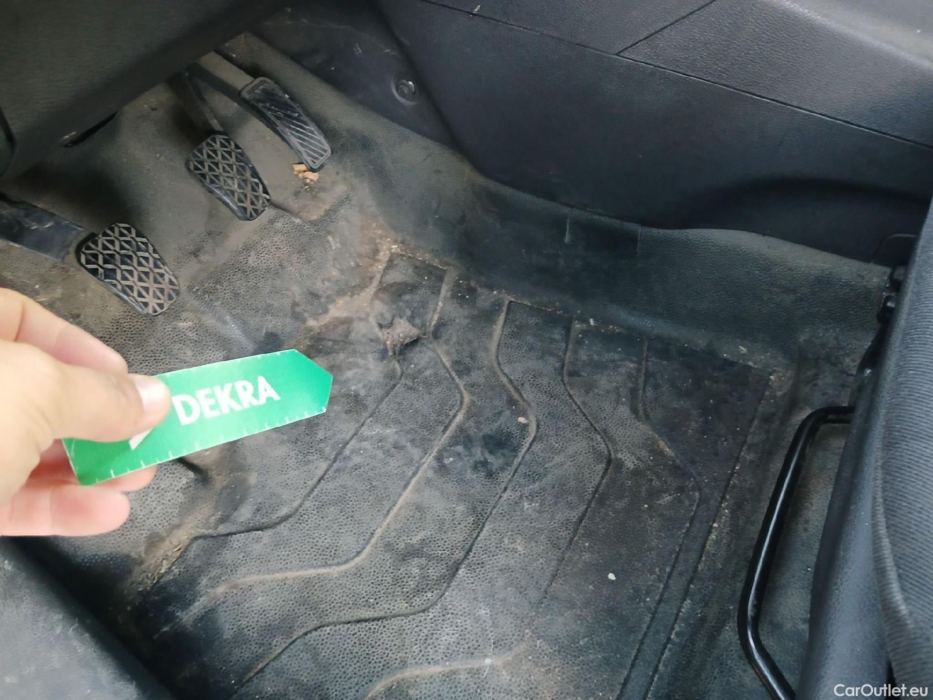  Ford  Transit FORD  Courier/2014/4P/furgón der.turis Van 1.5 TDCi 75kW Trend #13