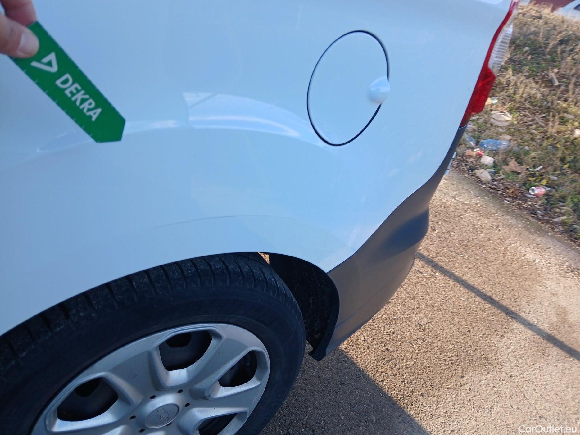  Ford  Transit FORD  Courier/2014/4P/furgón der.turis Van 1.5 TDCi 75kW Trend #35