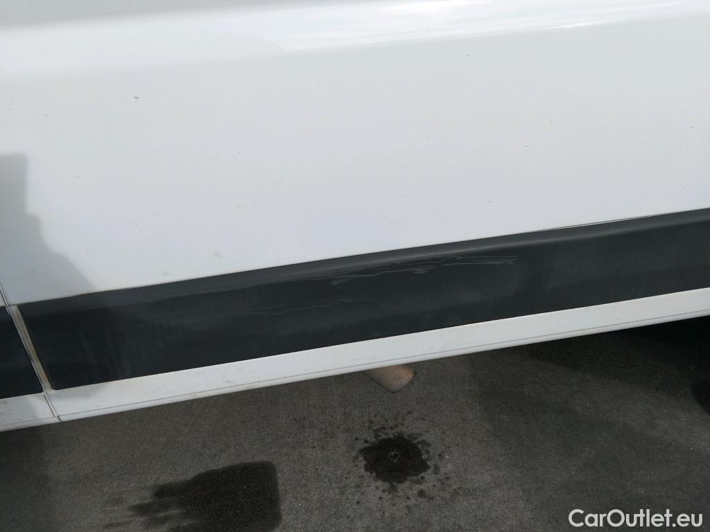  Fiat  Ducato FIAT  / 2014 / 4P / furgón 30 L1 H1 2.3 1 (88 kW) Euro 6d-temp #50