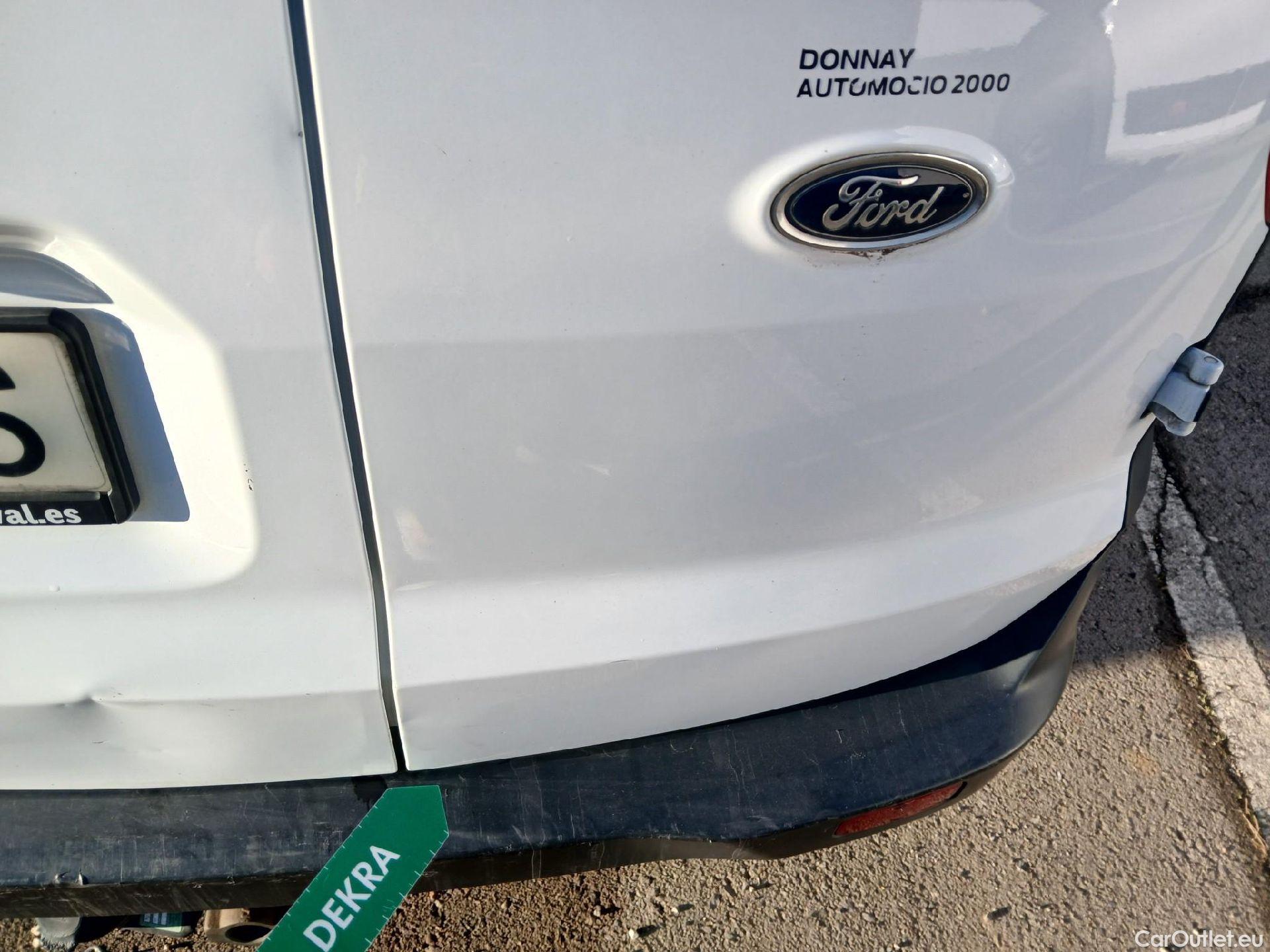  Ford  Transit FORD  Courier/2014/4P/furgón der.turis Van 1.5 TDCi 75kW Trend #55