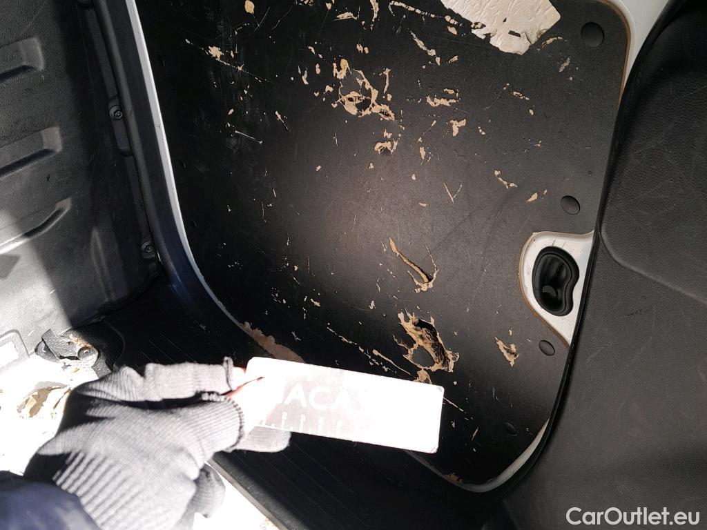  Mercedes  Citan MERCEDES-BENZ  / 2021 / 4P / furgón derivado de turismo 110 CDI 70kW Furgón Base Largo #48