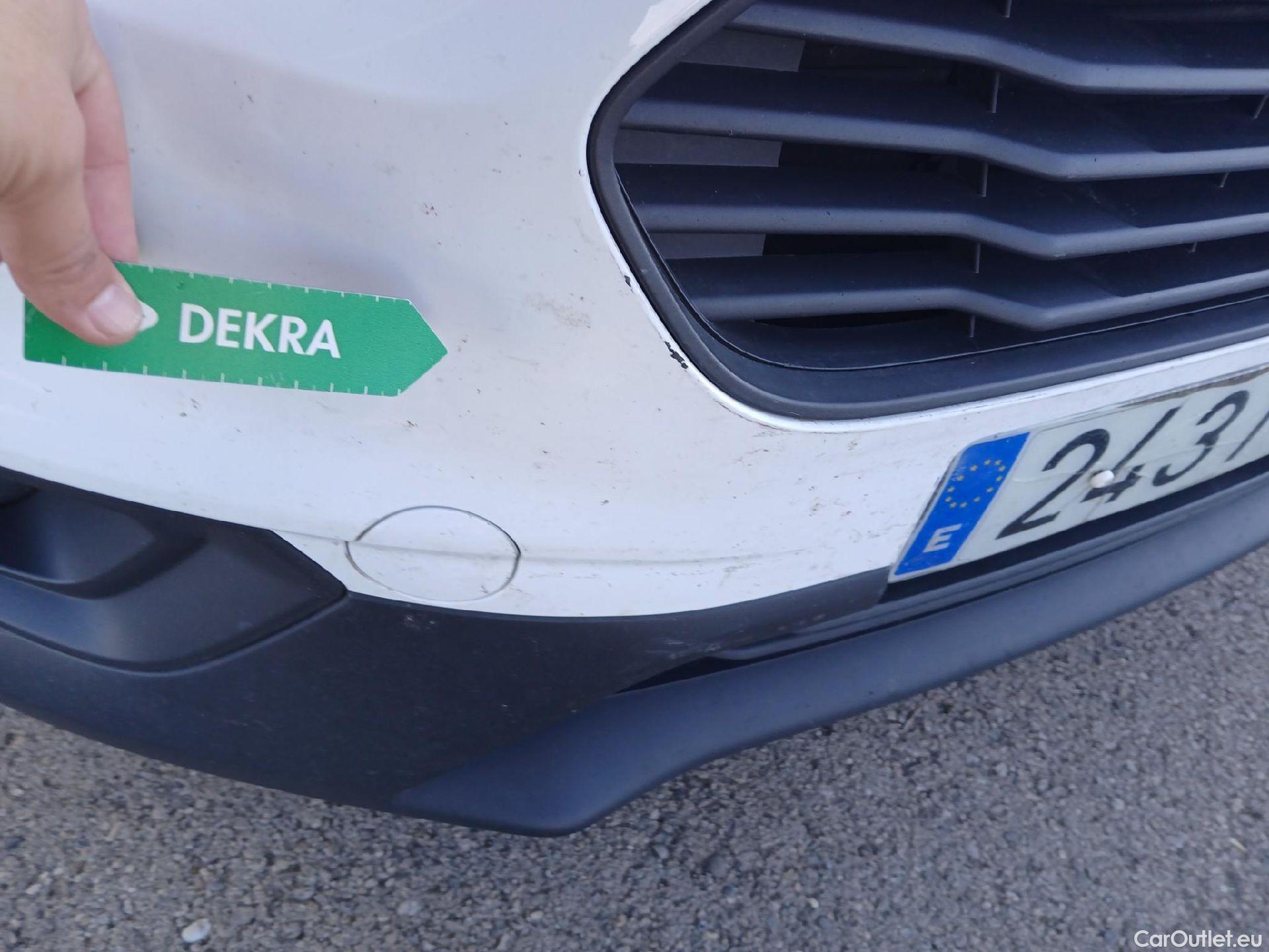  Ford  Transit FORD  Courier/2014/4P/furgón der.turis Van 1.5 TDCi 75kW Trend #19