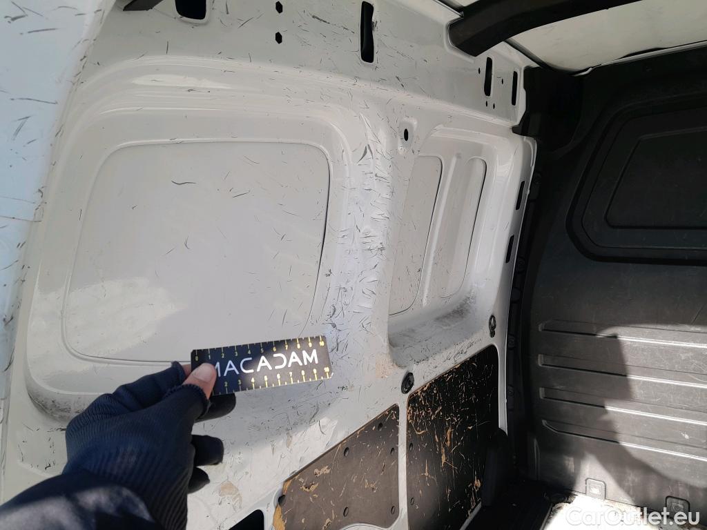  Mercedes  Citan MERCEDES-BENZ  / 2021 / 4P / furgón derivado de turismo 110 CDI 70kW Furgón Base Largo #5