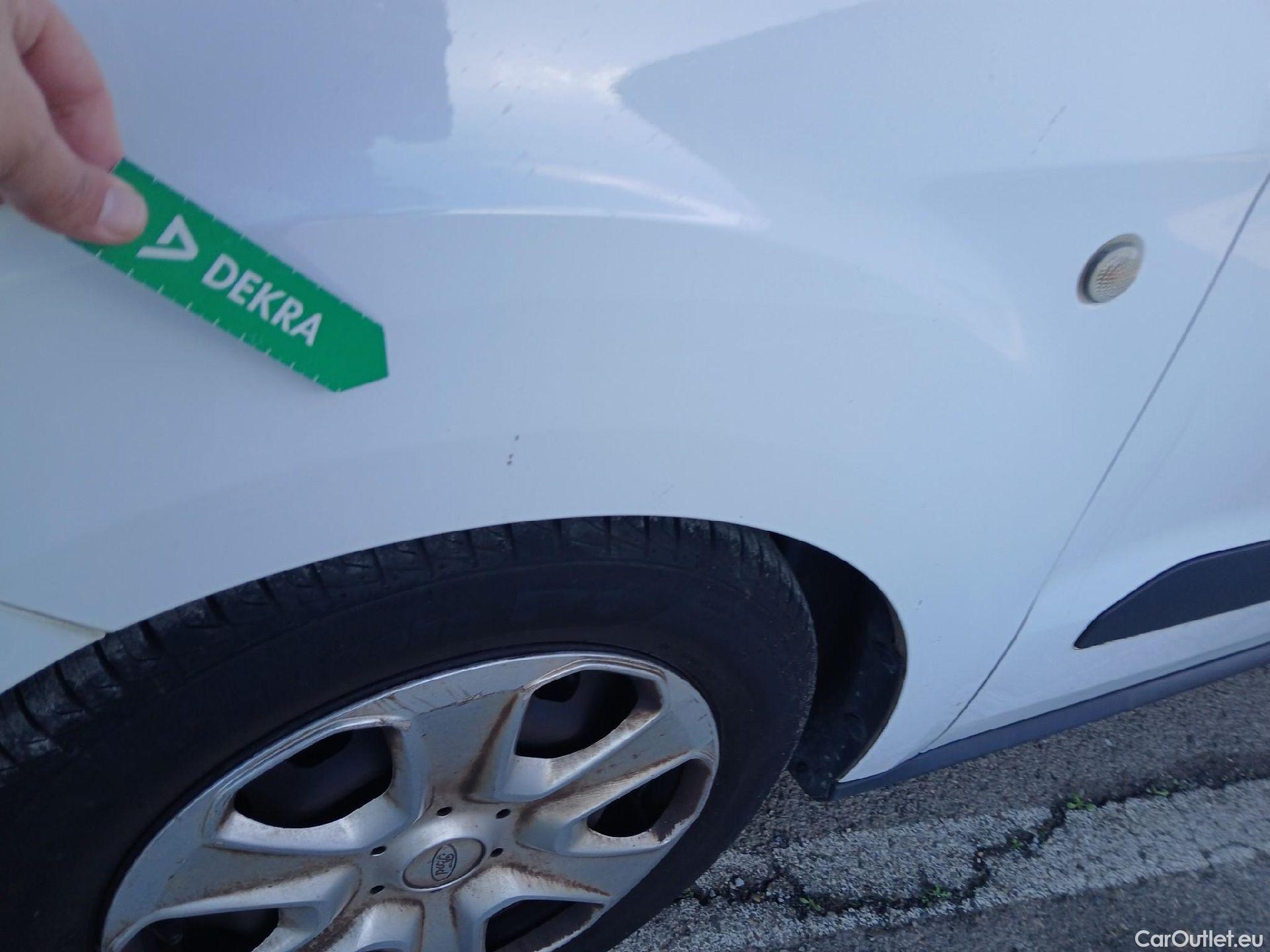  Ford  Transit FORD  Courier/2014/4P/furgón der.turis Van 1.5 TDCi 75kW Trend #26