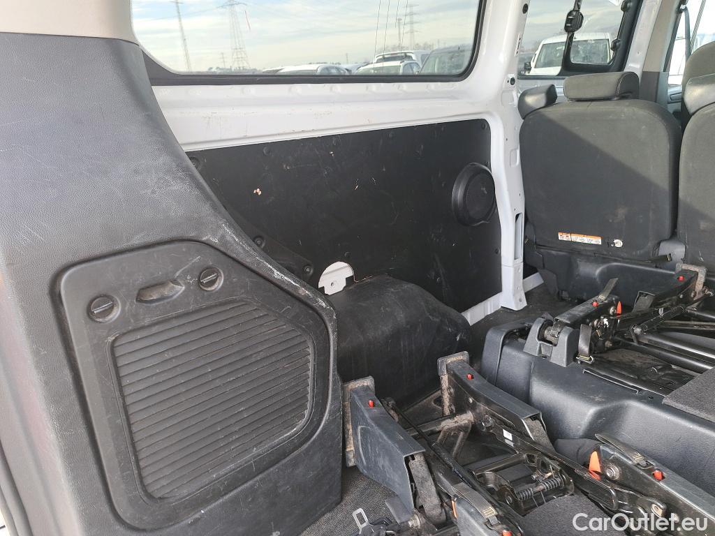  Ford  Transit FORD  Custom / 2012 / 4P / combi Kombi 2.0 TDCI 96kW 340 L2 Trend #60