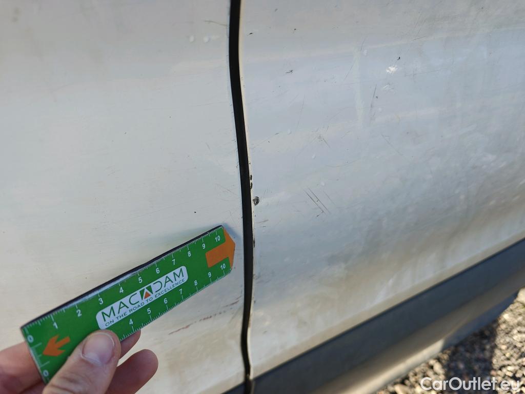  Ford  Transit FORD  / 2013 / 4P / furgón 350 96kW L3H2 Van Trend FWD MHEV #62