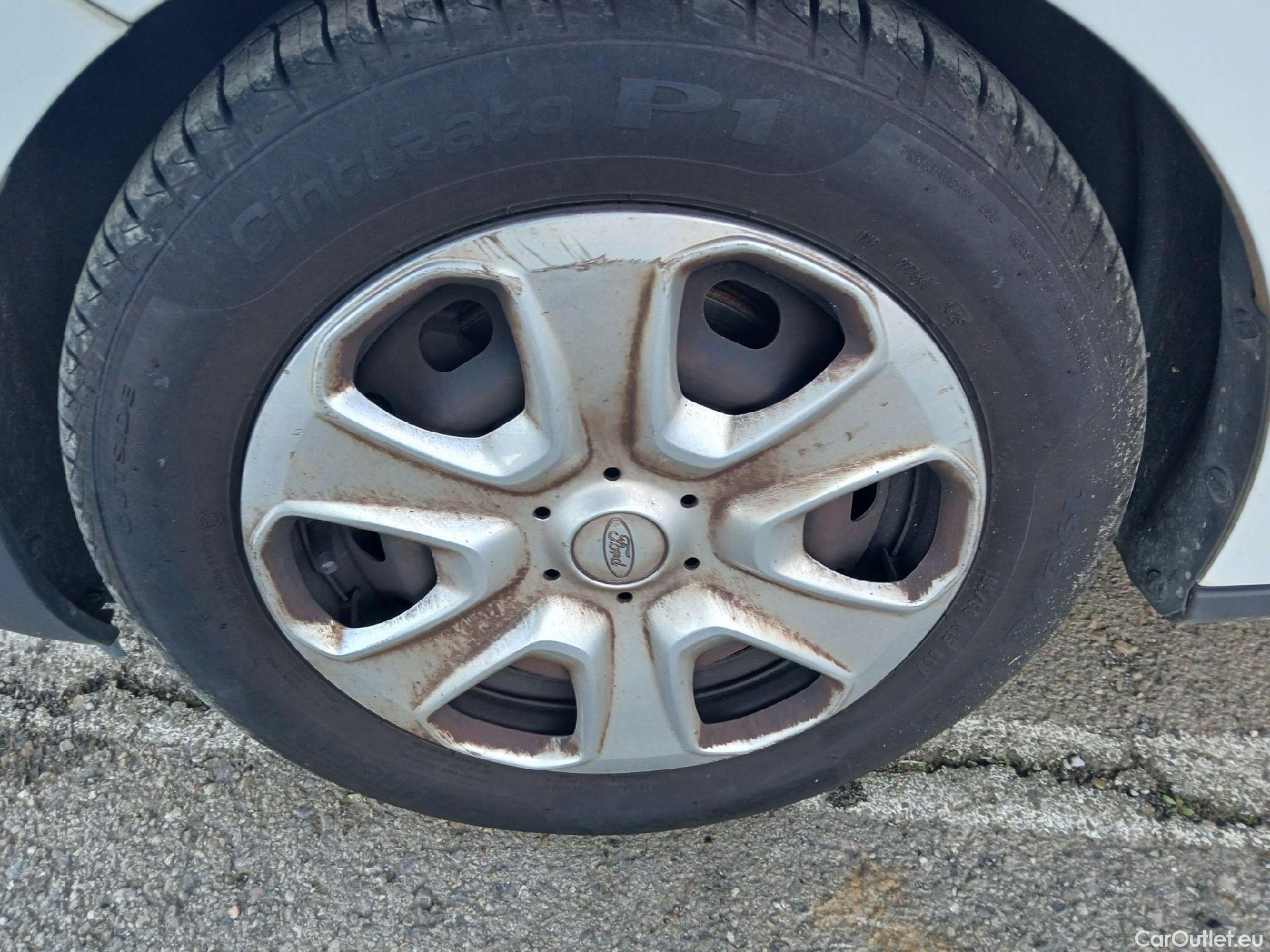  Ford  Transit FORD  Courier/2014/4P/furgón der.turis Van 1.5 TDCi 75kW Trend #30