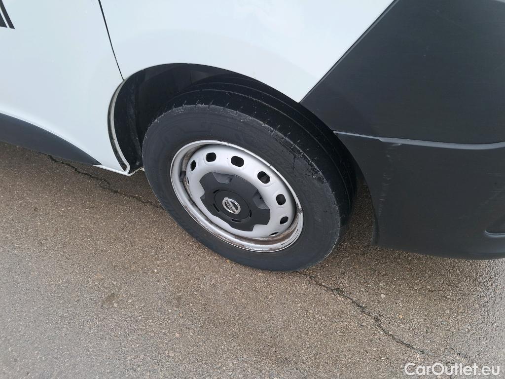  Nissan  NV300 NISSAN  / 2016 / 4P / furgón 2.0dCi 88kW (120CV) L2H1 1,2T Optima #19
