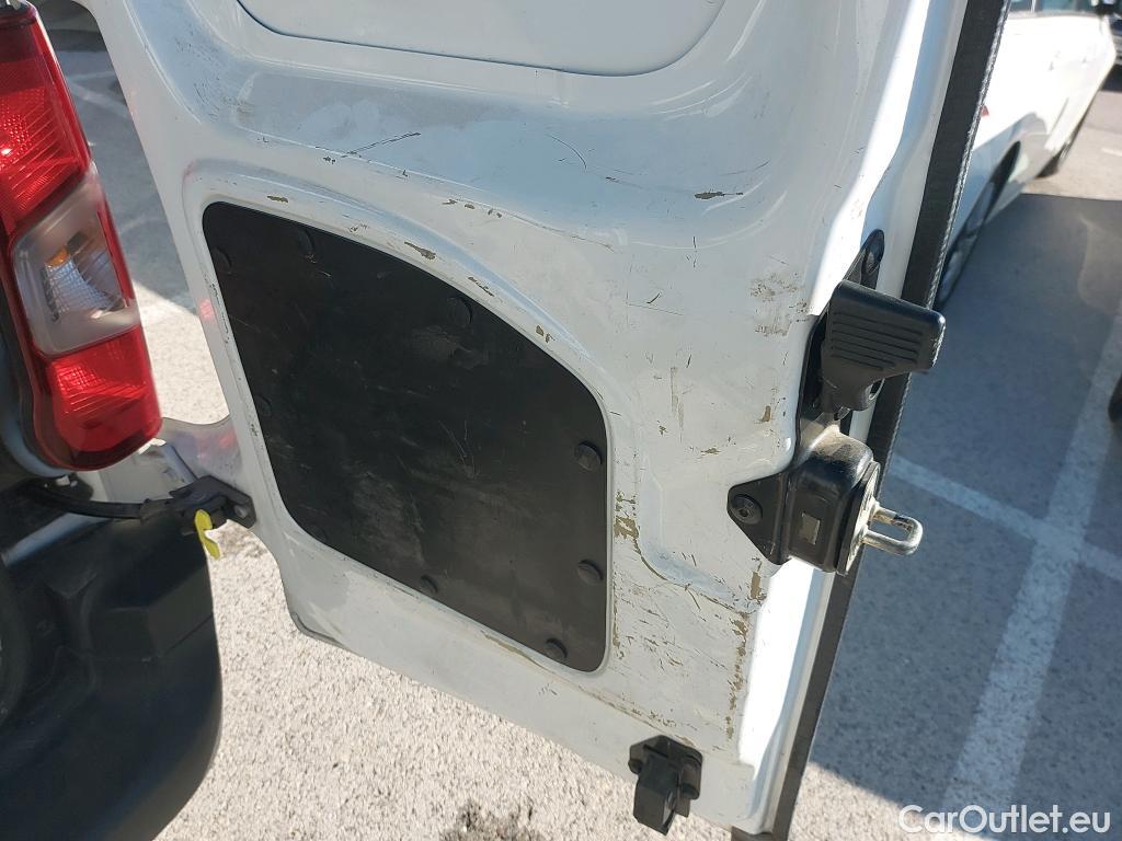  Peugeot  Partner PEUGEOT  / 2018 / 4P / furgón derivado de turismo Premium Standard 600kg BlueHDi 73kW (AC) #20