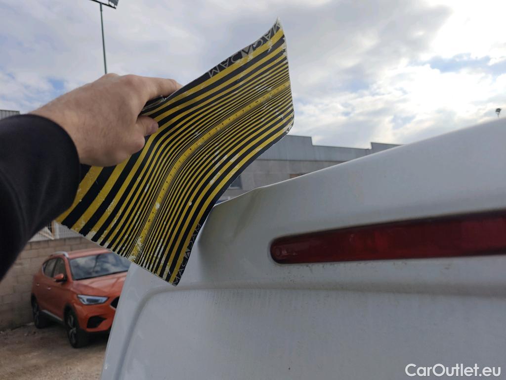  Opel  Combo OPEL  / 2018 / 3P / furgón derivado de turismo 1.5 TD 75kW (100CV) Express L H1 650kg (AC2) #8