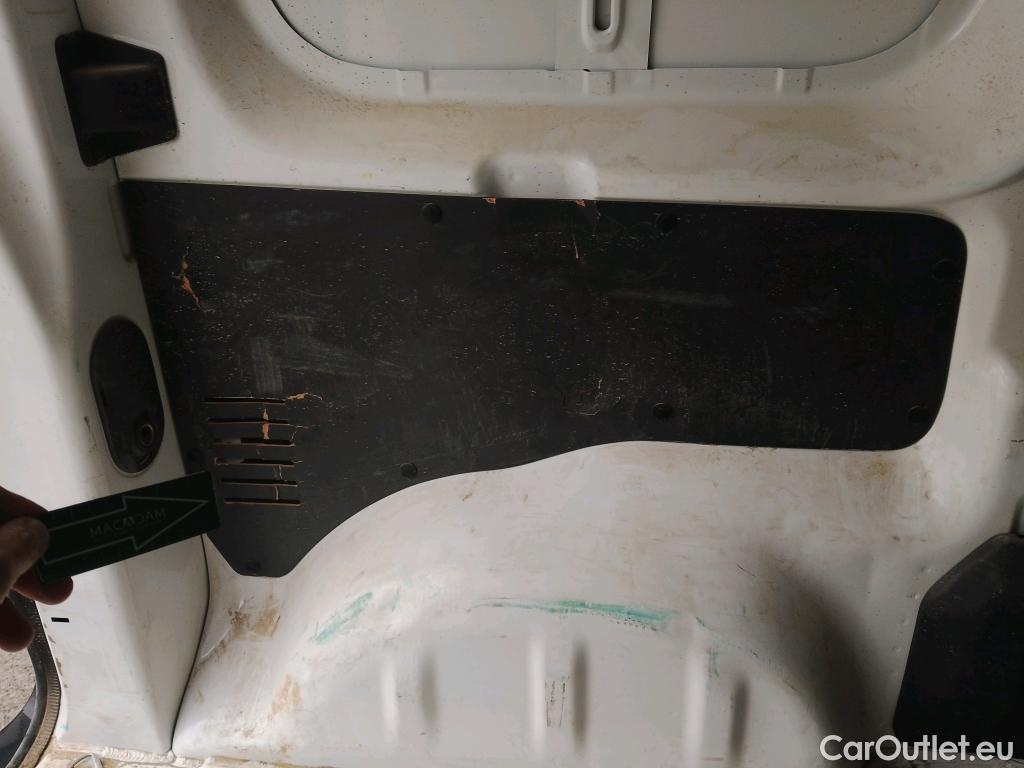  Peugeot  Expert PEUGEOT  / 2016 / 4P / furgón Furgón Premium 1.5 BlueHDi 100 Standard (AC) #5