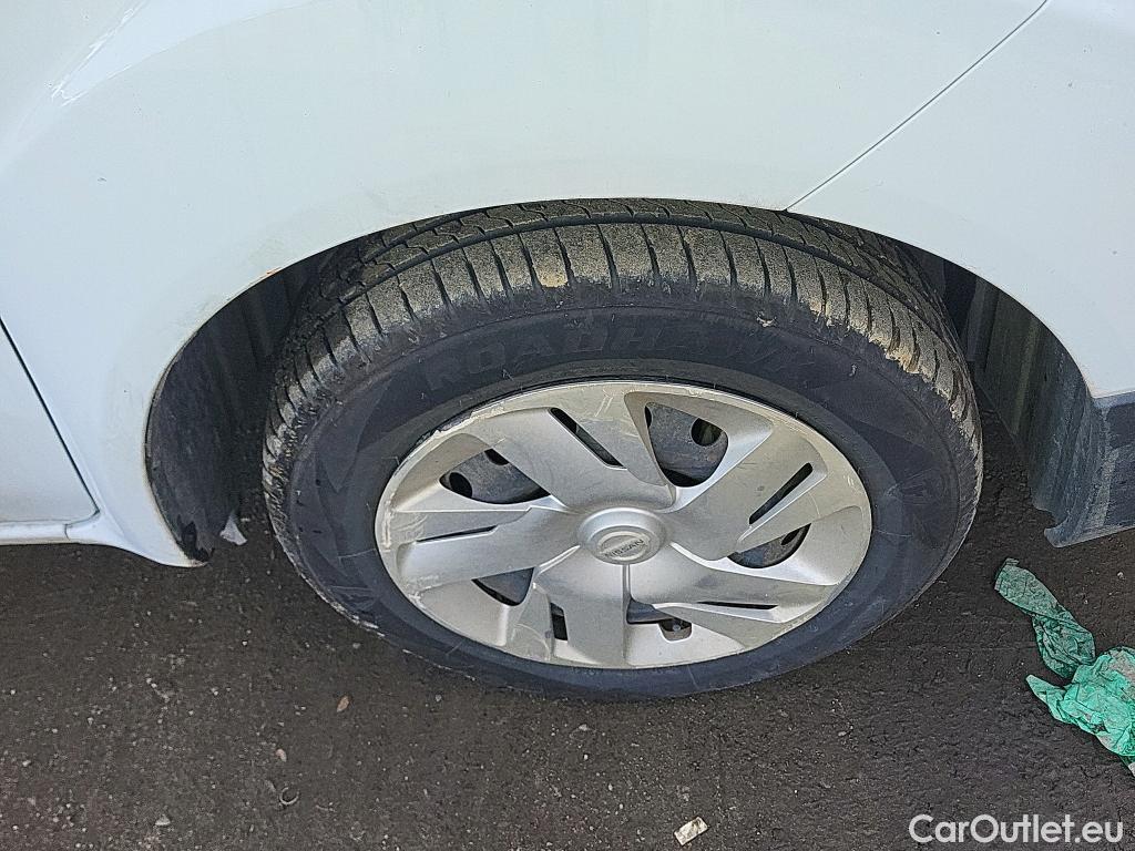  Nissan  NV200 NISSAN e- / 2009 / 5P / combi Combi 5 40 kWh PROFESIONAL #32