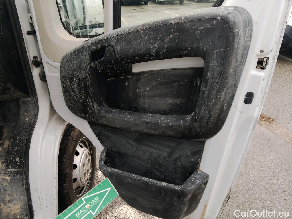  Opel  Movano OPEL  / 2021 / 4P / furgón Furgón Base L2H2 3.5T 2.2 BlueHDi 103kW #69