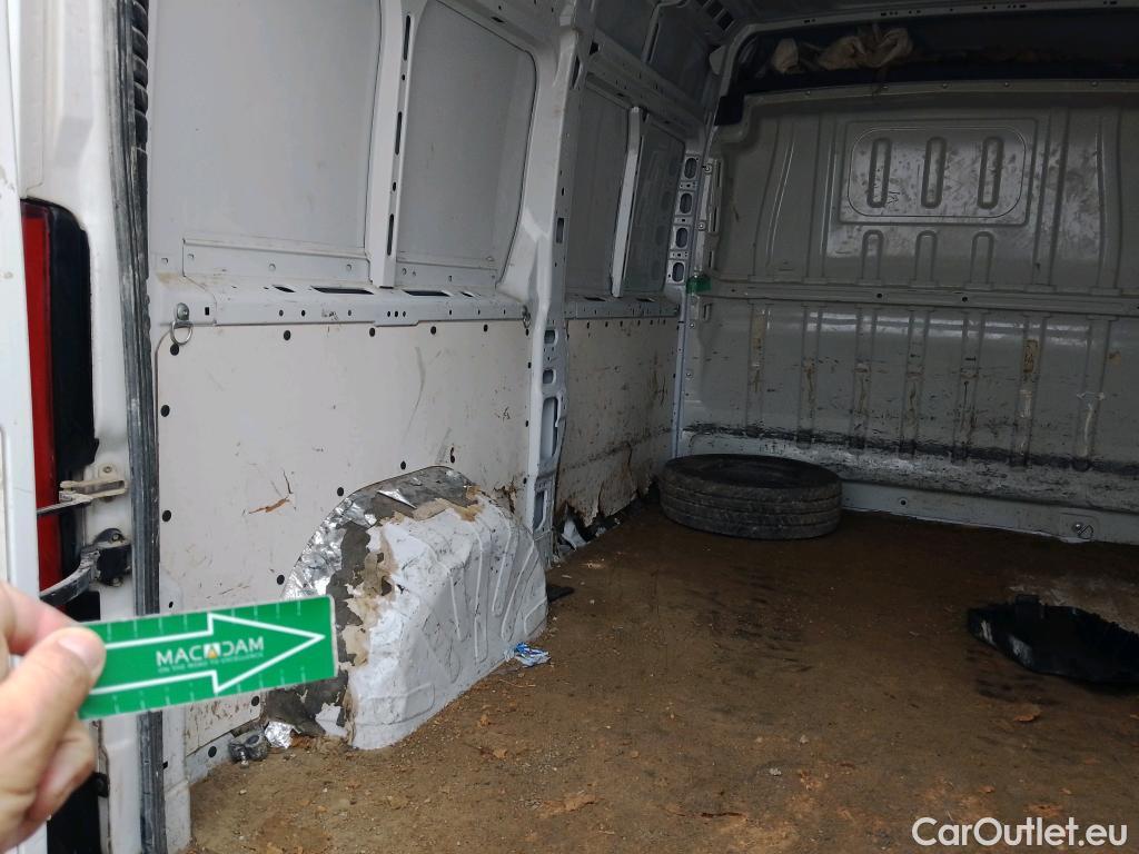  Opel  Movano OPEL  / 2021 / 4P / furgón Furgón Base L2H2 3.5T 2.2 BlueHDi 103kW #23