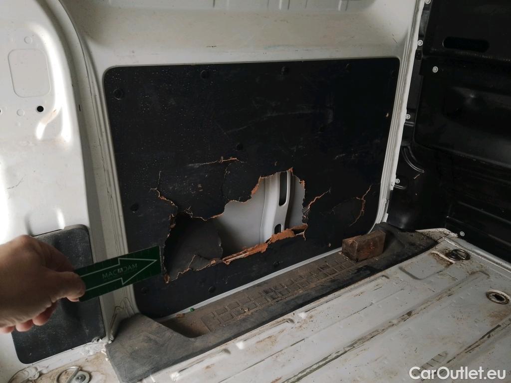  Peugeot  Expert PEUGEOT  / 2016 / 4P / furgón Furgón Premium 1.5 BlueHDi 100 Standard (AC) #3