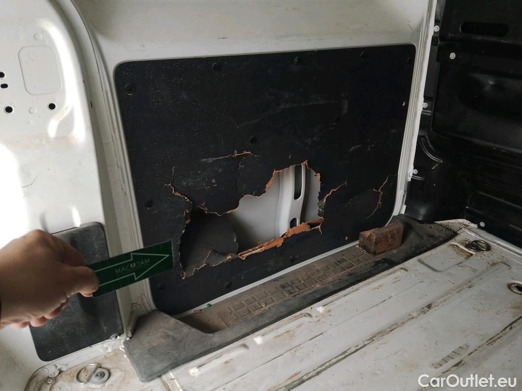  Peugeot  Expert PEUGEOT  / 2016 / 4P / furgón Furgón Premium 1.5 BlueHDi 100 Standard (AC) #4