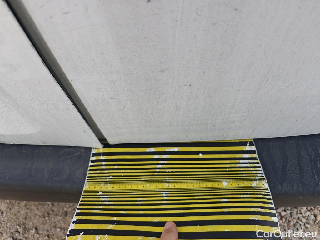  Opel  Combo OPEL  / 2018 / 3P / furgón derivado de turismo 1.5 TD 75kW (100CV) Express L H1 650kg (AC2) #68