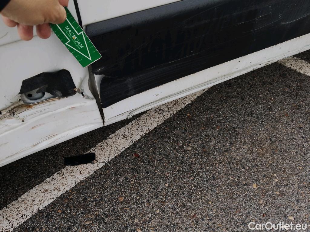  Opel  Movano OPEL  / 2021 / 4P / furgón Furgón Base L2H2 3.5T 2.2 BlueHDi 103kW #55