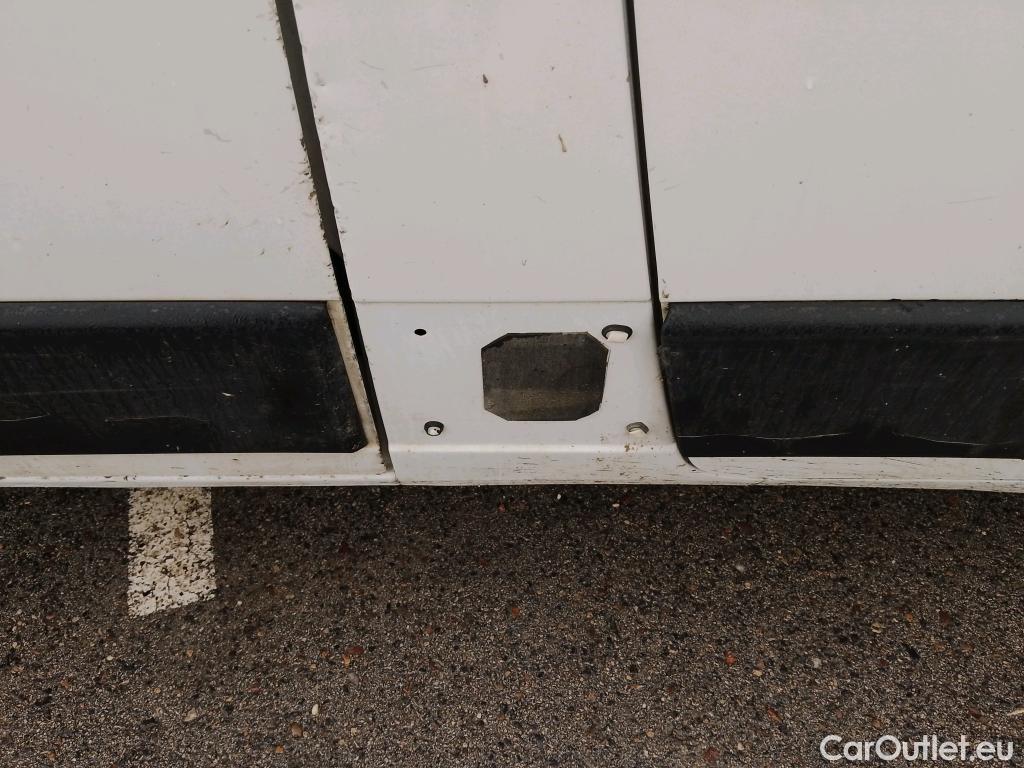  Opel  Movano OPEL  / 2021 / 4P / furgón Furgón Base L2H2 3.5T 2.2 BlueHDi 103kW #67