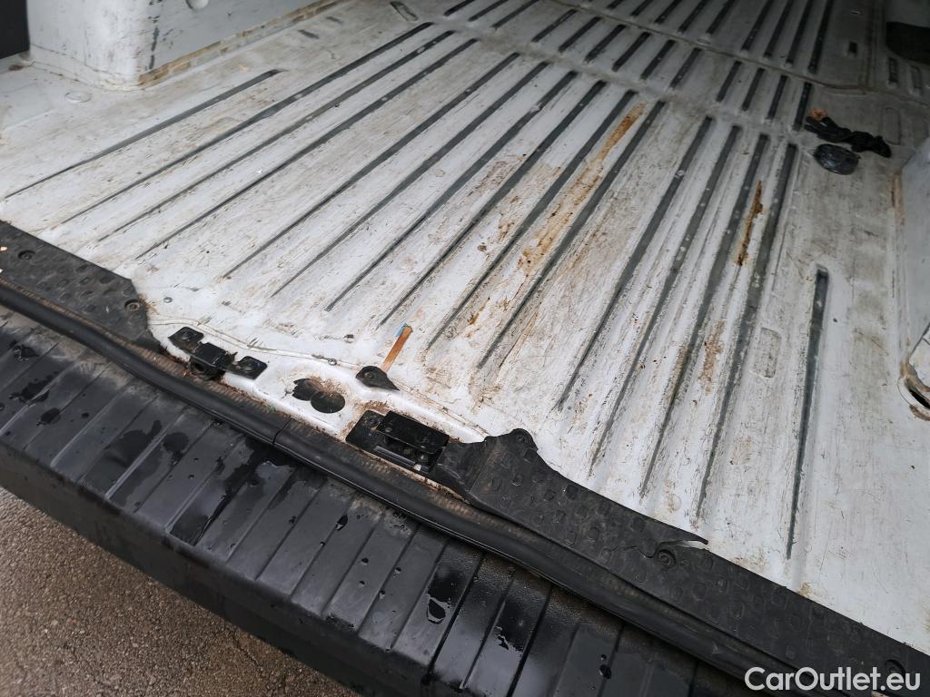  Nissan  NV300 NISSAN  / 2016 / 4P / furgón 2.0dCi 88kW (120CV) L2H1 1,2T Optima #30