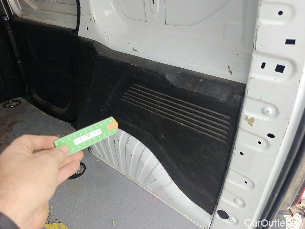  Opel  Combo OPEL  / 2018 / 3P / furgón derivado de turismo 1.6 TD S/S 74kW (100CV) Express L H1 650 #43