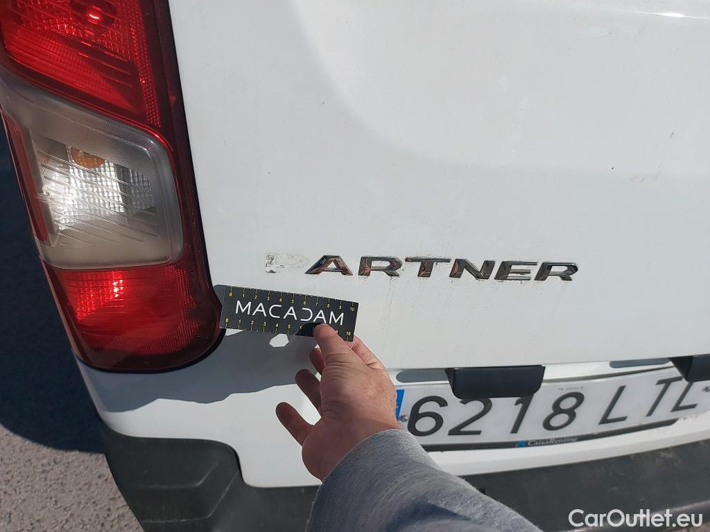  Peugeot  Partner PEUGEOT  / 2018 / 4P / furgón derivado de turismo Premium Standard 600kg BlueHDi 73kW (AC) #29