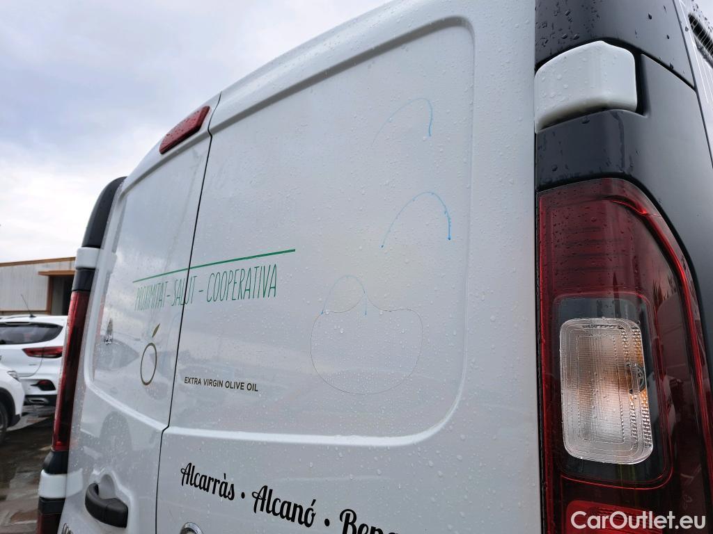  Nissan  NV300 NISSAN  / 2016 / 4P / furgón 2.0dCi 88kW (120CV) L2H1 1,2T Optima #11