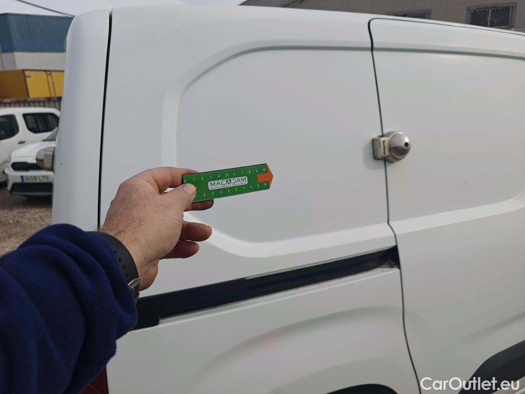  Opel  Combo OPEL  / 2018 / 3P / furgón derivado de turismo 1.6 TD S/S 74kW (100CV) Express L H1 650 #1