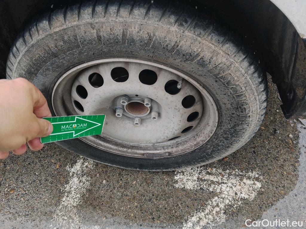  Peugeot  Expert PEUGEOT  / 2016 / 4P / furgón Furgón Premium 1.5 BlueHDi 100 Standard (AC) #22