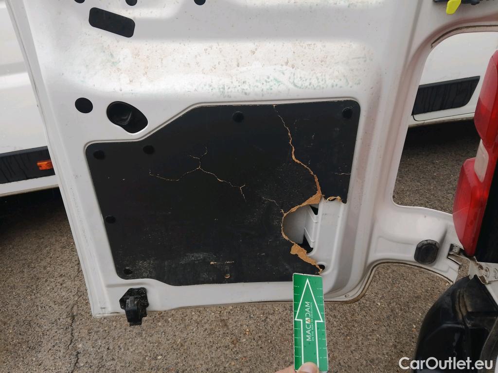  Peugeot  Expert PEUGEOT  / 2016 / 4P / furgón Furgón Premium 1.5 BlueHDi 100 Standard (AC) #13