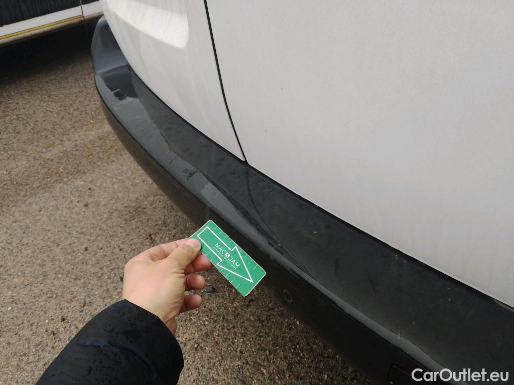  Peugeot  Expert PEUGEOT  / 2016 / 4P / furgón Furgón Premium 1.5 BlueHDi 100 Standard (AC) #30