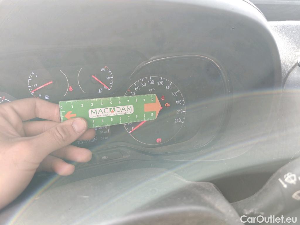  Opel  Combo OPEL  / 2018 / 3P / furgón derivado de turismo 1.5 TD 75kW (100CV) Express L H1 650kg (AC2) #48