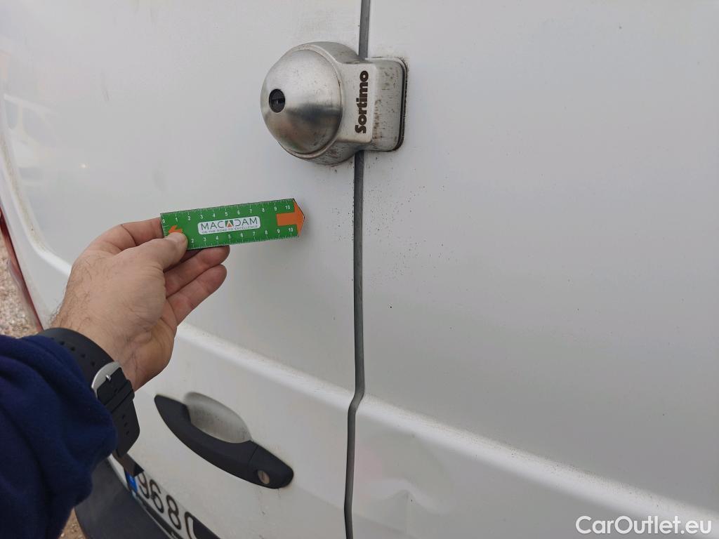  Opel  Combo OPEL  / 2018 / 3P / furgón derivado de turismo 1.6 TD S/S 74kW (100CV) Express L H1 650 #16