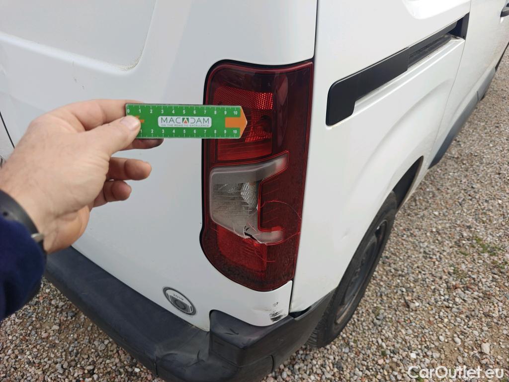  Opel  Combo OPEL  / 2018 / 3P / furgón derivado de turismo 1.6 TD S/S 74kW (100CV) Express L H1 650 #10