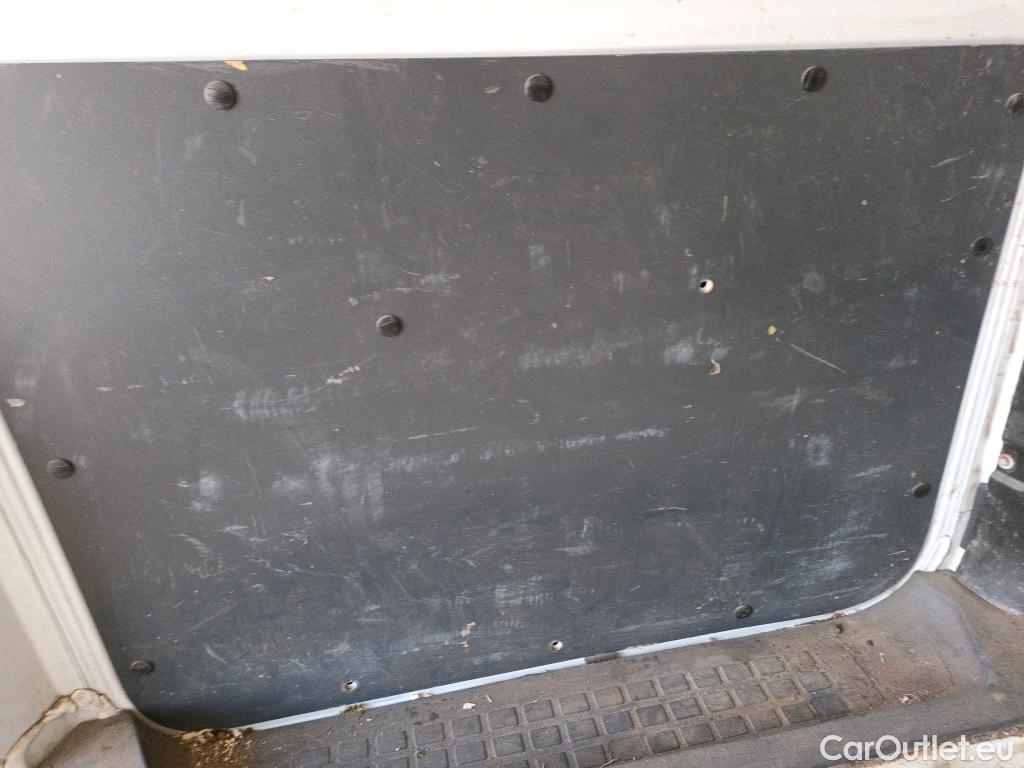  Peugeot  Expert PEUGEOT  Furgón Pro 2.0 BlueHDi 120 S&S Standard (CX) #38