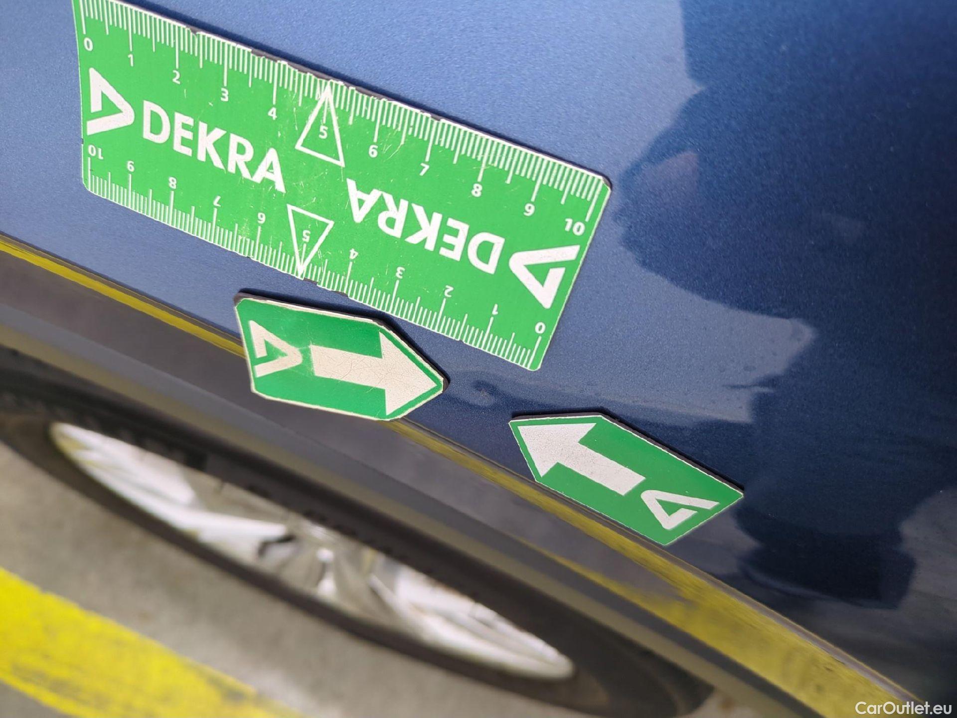  Volkswagen  Tiguan VOLKSWAGEN  Allspace / 2017 / 5P / SUV 2.0 TDI 150 BMV6 Carat #11