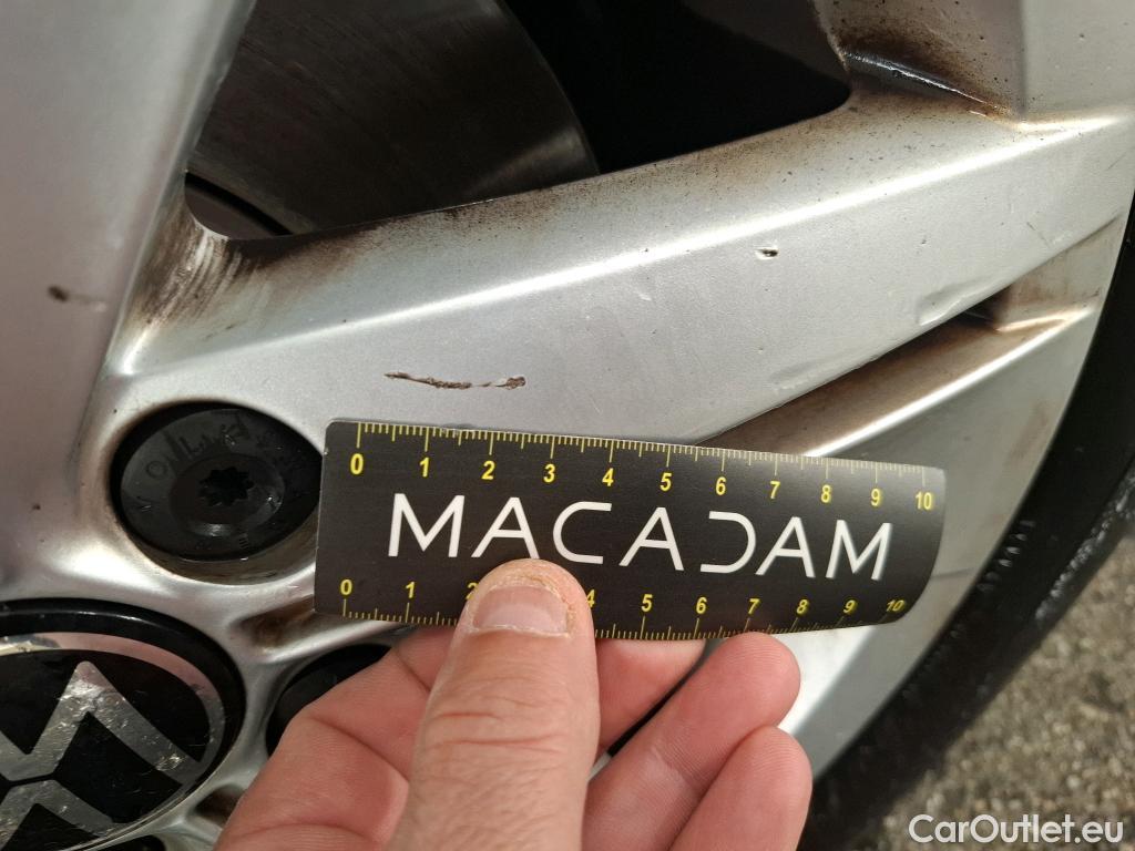  Volkswagen  Golf  VOLKSWAGEN / 2020 / 5P / Berline 2.0 TDI SCR 115 DSG7 Life Busi #2