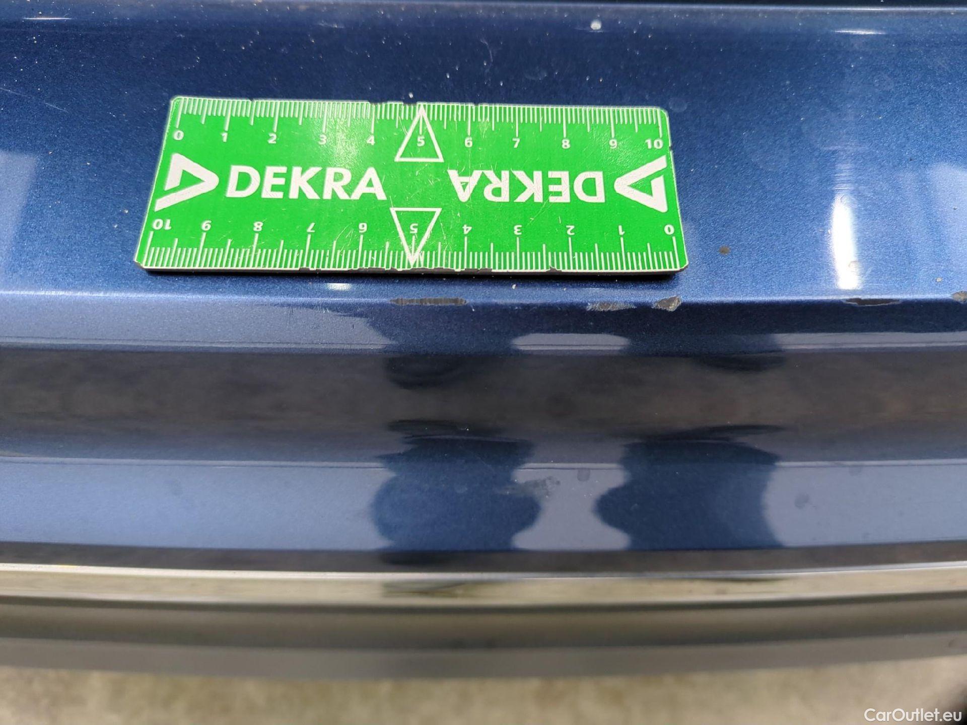  Volkswagen  Tiguan VOLKSWAGEN  Allspace / 2017 / 5P / SUV 2.0 TDI 150 BMV6 Carat #19