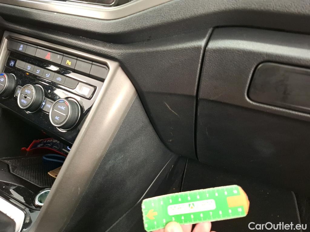  Volkswagen  T-ROC VOLKSWAGEN  / 2017 / 5P / SUV 1.0 TSI 110 LOUNGE BUSINESS #11