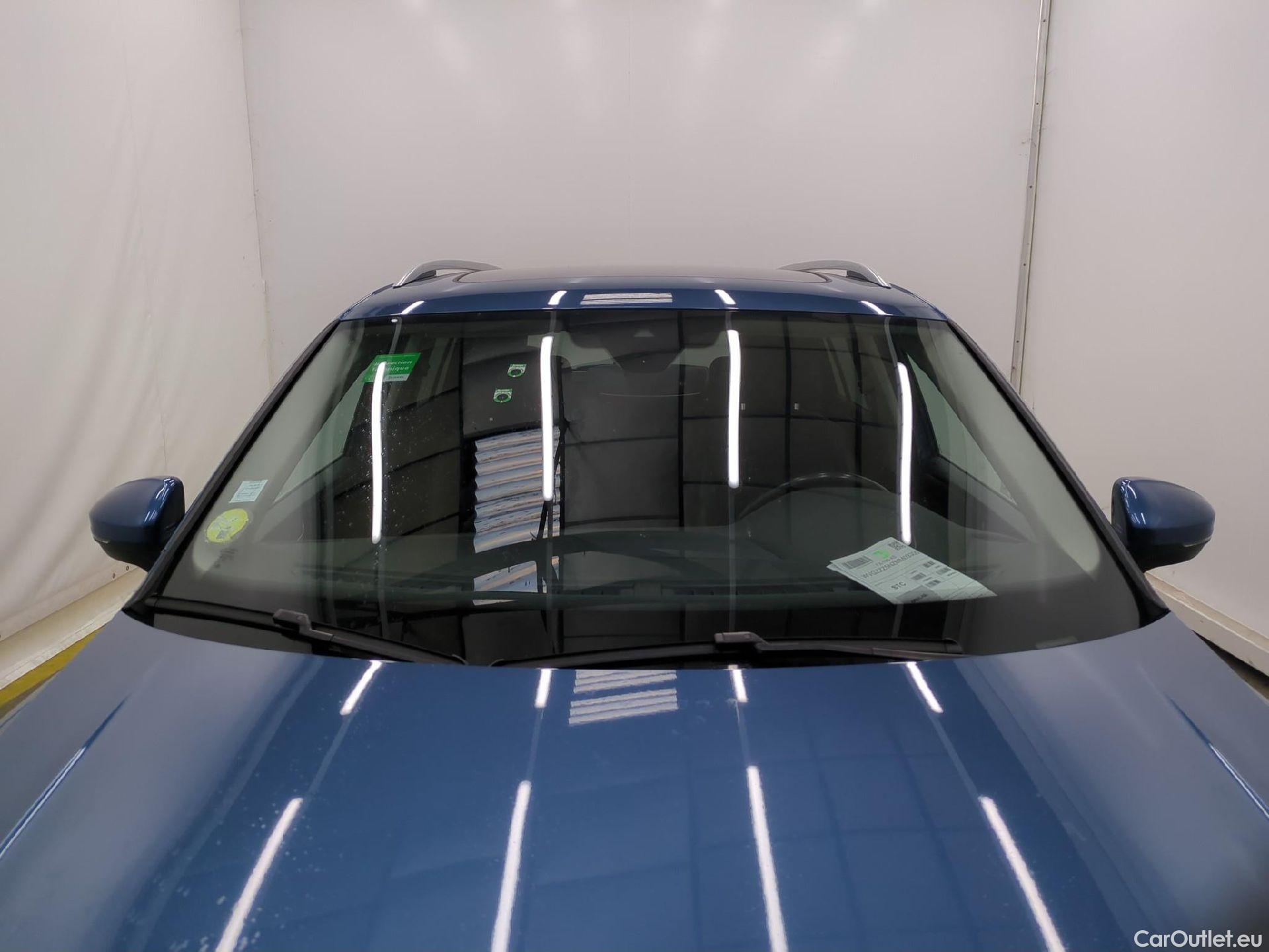  Volkswagen  Tiguan VOLKSWAGEN  Allspace / 2017 / 5P / SUV 2.0 TDI 150 BMV6 Carat #35