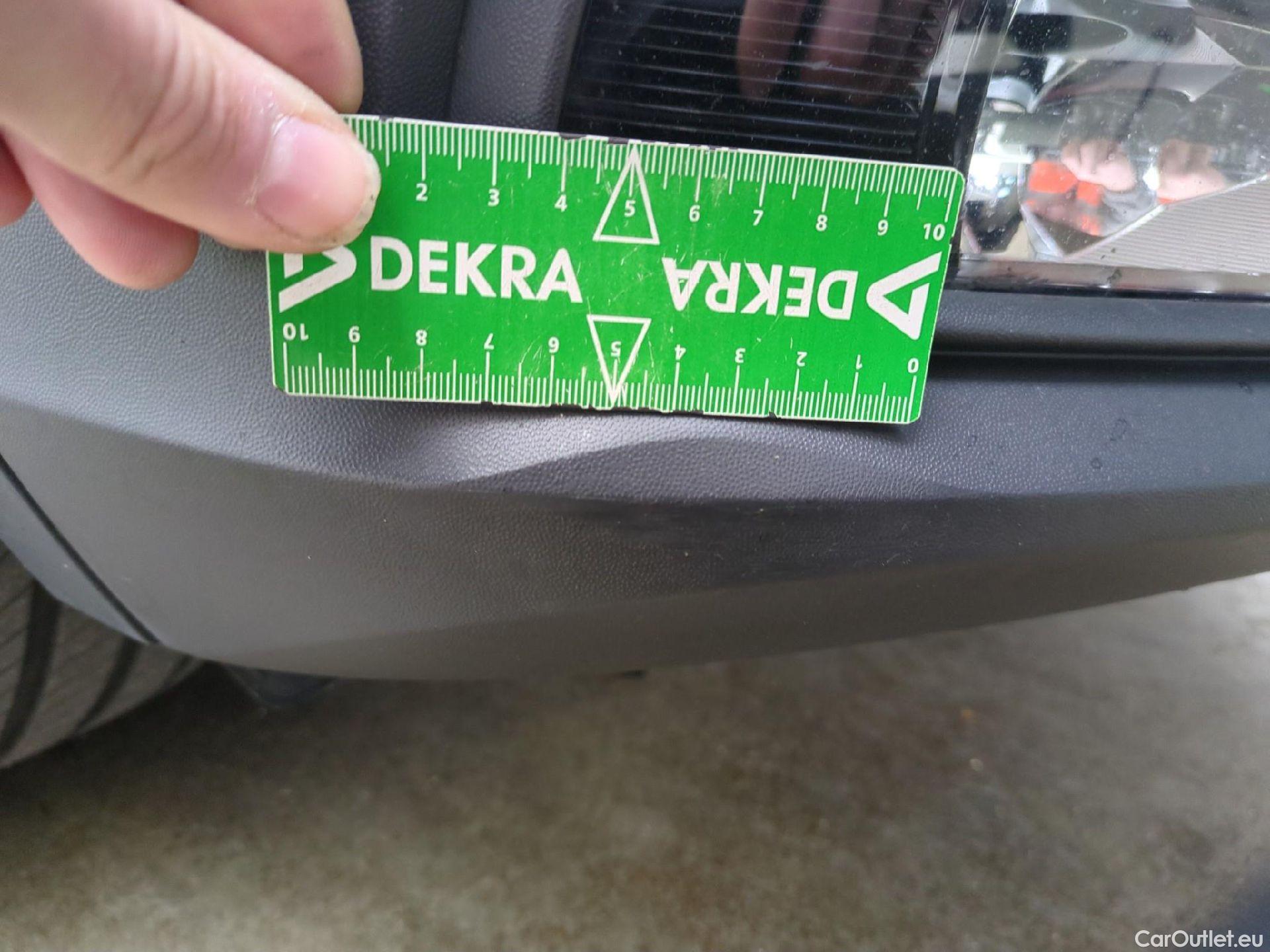  Volkswagen  Tiguan VOLKSWAGEN  Allspace / 2017 / 5P / SUV 2.0 TDI 150 BMV6 Carat #10