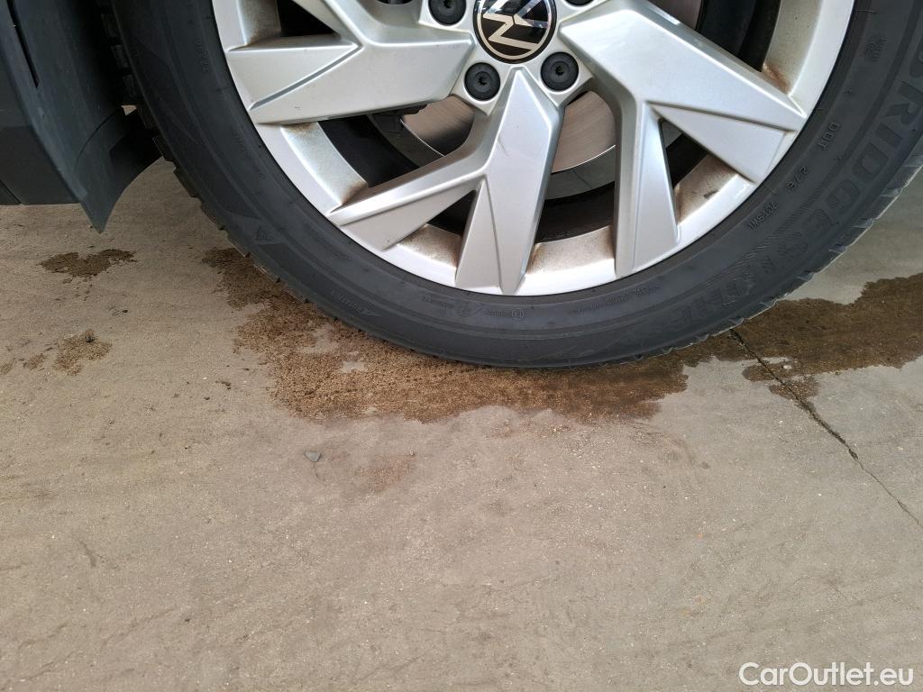  Volkswagen  Tiguan VOLKSWAGEN  / 2020 / 5P / SUV 2.0 TDI 150 DSG7 Elegance #17