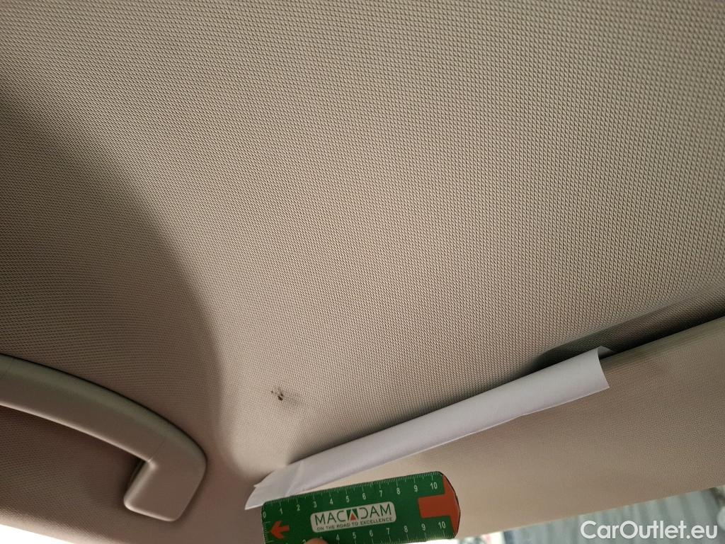  Volkswagen  T-ROC VOLKSWAGEN  / 2017 / 5P / SUV 1.0 TSI 110 LOUNGE BUSINESS #1