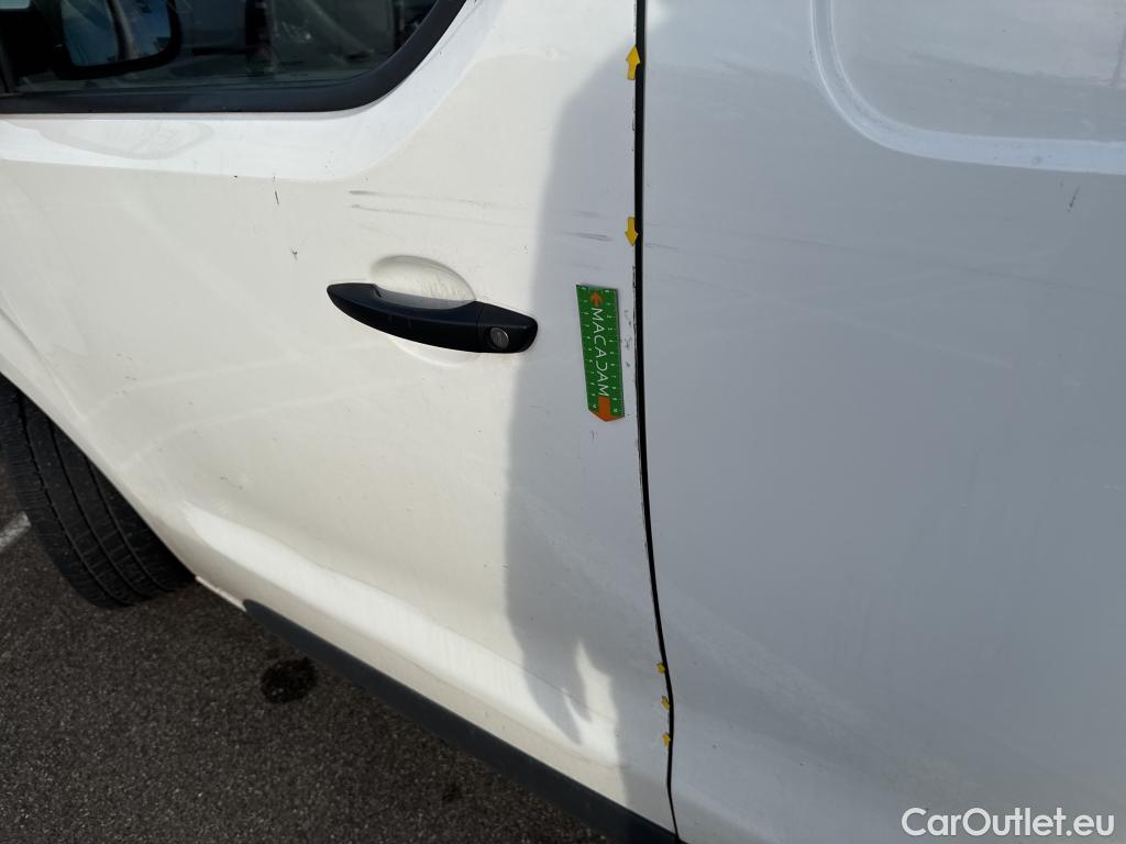  Citroen  Jumpy  Fourgon Club M 1.5 BlueHDi 100CV BVM6 E6dT #37